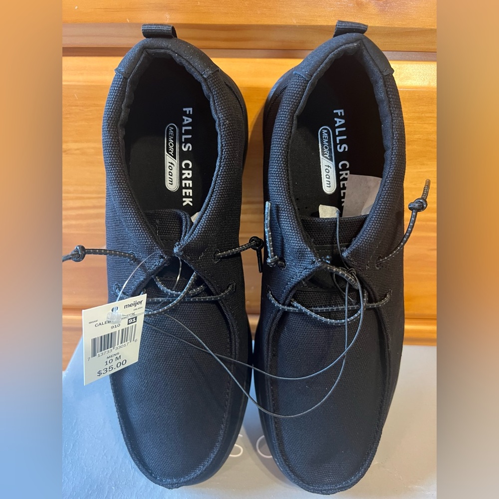 Falls Creek men’s loafer size 10